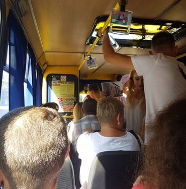 Сектанти збирають гроші на відновлення скандальної церкви у тернопільському парку