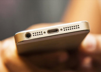 Тернополянин залишився без мобільного в інтернет-кафе