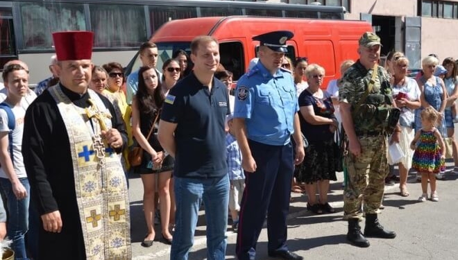 Тернопільські чиновники віддали в АТО… конфісковані авто!