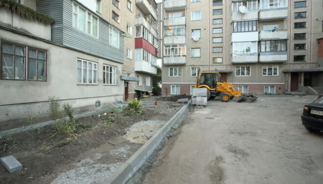 Що міський голова Тернополя робив на провулку Дівочому