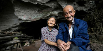 У світі знайшли сімейну пару, яка у печері виховала чотирьох дітей