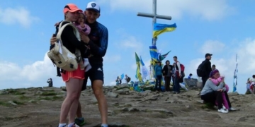 Дмитро Підручний разом з сім'єю