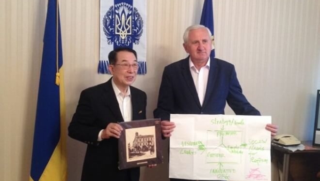 На Тернопільщину приїхав японський професор