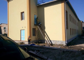 На Тернопільщині завершують ремонт у будинку для людей похилого віку