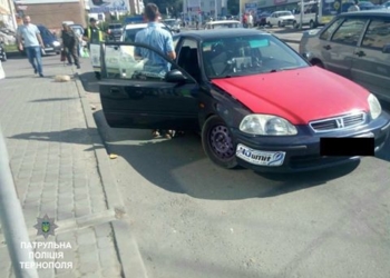 Зупинка автомобіля для тернополянина завершилася арештом транспорту