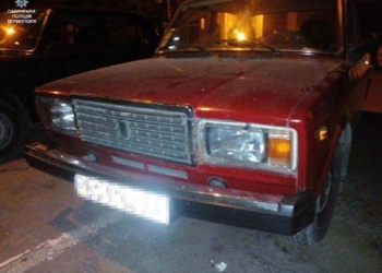 У Тернополі на Руській спіймали порушника з підробленими номерами авто