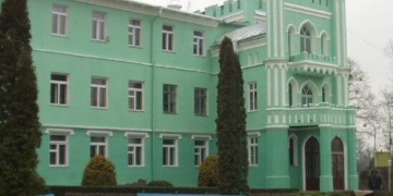 На Тернопільщині є унікальний замок, який став “Меккою” для місцевих студентів