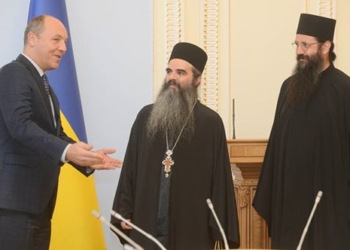 Спікер Парубій дещо попросив ченців з афонського монастиря