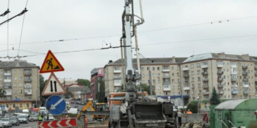 У центрі Тернополі рух буде ускладнений ще три тижні