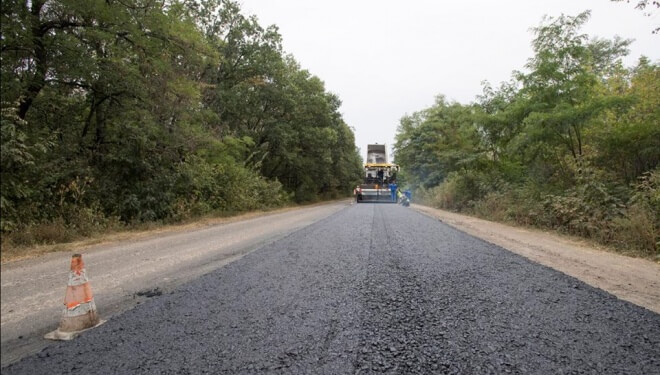 Які дороги приємно бачити прем’єр-міністру Гройсману? (фото)