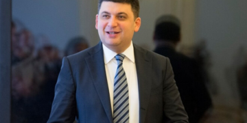 Прем’єр Гройсман повідомив студентам-магістрам добру новину