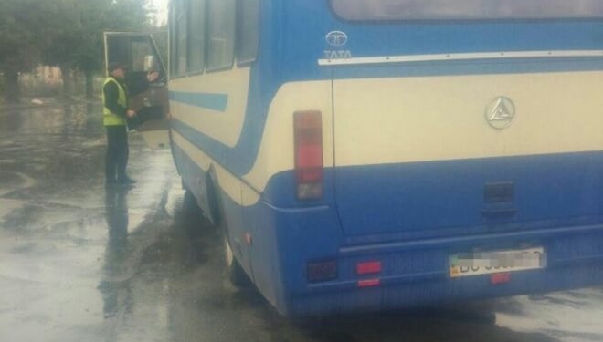 У Тернополі оштрафували водія маршрутки, який промчав на червоне світло