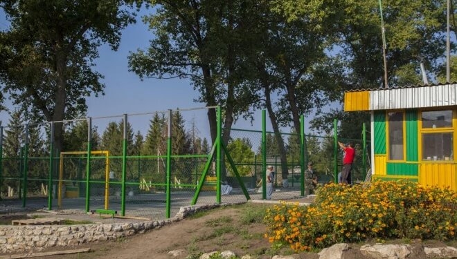 Унікальний спортмайданчик-трансформер споруджують на Тернопільщині (фото)