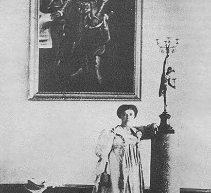 Неподалік Тернополя є замок, у якому звичайна жінка собі зробила хату