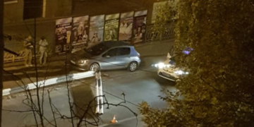 Біля “Політеху” у Тернополі жінка-водій протаранила огорожу (фотофакт)