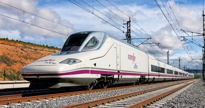 Через те, що закінчився робочий день, машиніст зупинив потяг