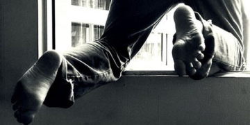 На Східному у Тернополі чоловік вистрибнув з вікна