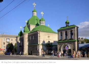 У одному із найстарішому храмі Тернополя – передаварійний стан?