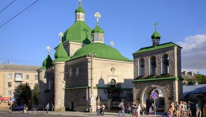 У одному із найстарішому храмі Тернополя – передаварійний стан?