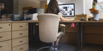 Це вражає – для жінок придумали унікальний спосіб як зняти стрес на роботі (фото)