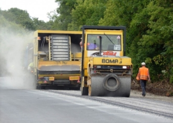На Тернопільщині дороги ремонтуватимуть ще майже місяць