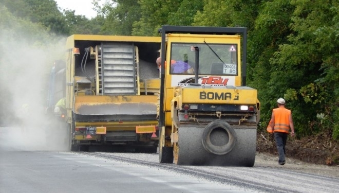 На Тернопільщині дороги ремонтуватимуть ще майже місяць