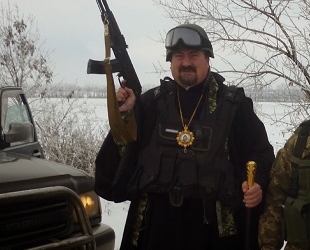 Хрест та автомат: замість “гулящого” Мстислава Тернополю можуть призначити іншого скандального владику