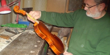 Майстер з Тернопільщини своїм талантом підкорив світову музичну еліту(відео)