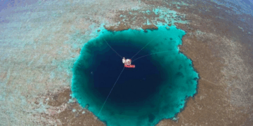 Китайські вчені стверджують, що виявили найбільший отвір на планеті