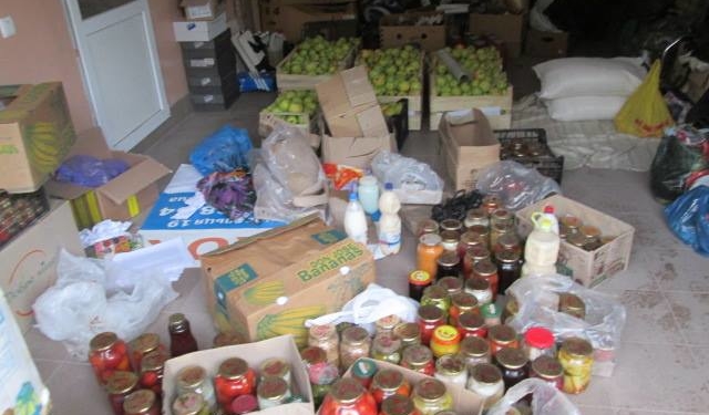 Українським захисникам у зону АТО відправили м’ясо та домашні консерви (фото)