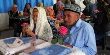 Оце дива: 114-річна китаянка.. вийшла заміж