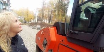 Тернопільська депутатка “освоїла” нову нежіночу професію (фотофакт)