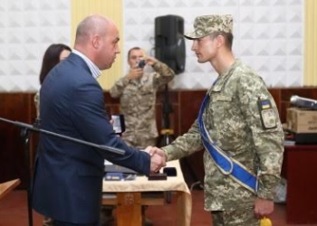 Контрактники з Тернополя отримають по 10 тисяч гривень