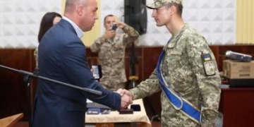 Контрактники з Тернополя отримають по 10 тисяч гривень