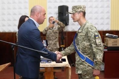 Контрактники з Тернополя отримають по 10 тисяч гривень