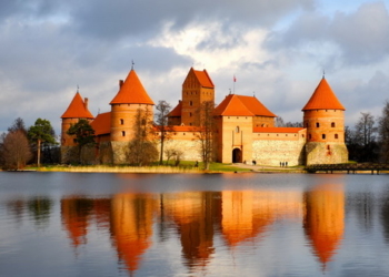 Талановитих дітей з Тернопільщини запрошують у Литву