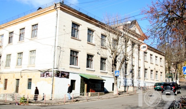 Тернопільське музичне училище організовує платні курси