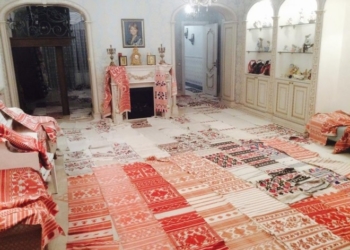 Тернополянин купив шикарну та дуже дорогу колекцію старовинних рушників (унікальні фото)