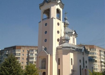 Тернополяни з “Дружби” просять облаштувати ще одну зупинку