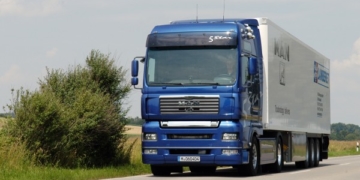 Тернополяни просять заборони проїзд містом автомобілів вагою понад 5 тонн