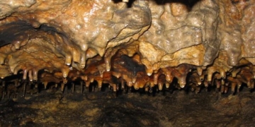 Як повстанці на Тернопільщині жили у печері