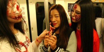 Китайський метрополітен сколихнув жах (фото)