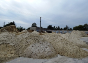 Для чого тернопільські дорожники закупили 25 тонн піску?