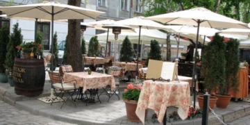 Чао, літо! Тернопільські чиновники по-особливому закрили літній сезон