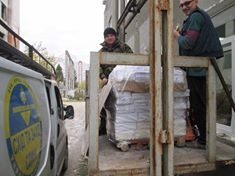 У прифронтову зону відправили посилки з книгами (фото)