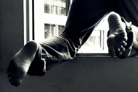 Два чоловіки випали з сьомого поверху багатоповерхівки