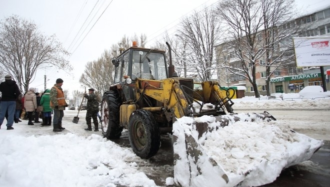 Коли розчистять сніг у Тернополі?