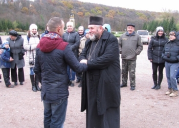 Тернопільський митрополит у дивовижному місці зустрівся з бійцями АТО