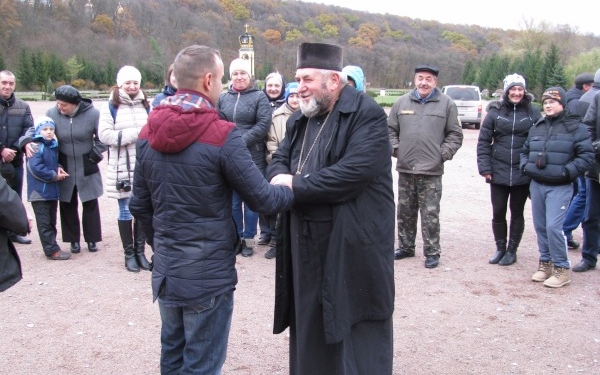 Тернопільський митрополит у дивовижному місці зустрівся з бійцями АТО
