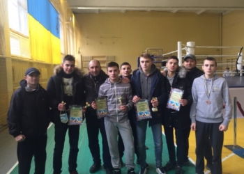 Тернополянин своїми кулаками виборов золото
